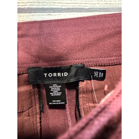 Torrid Plus Size Burgundy Brushed Twill Wide Leg Pants Size 24 Short - Picture 5 of 8